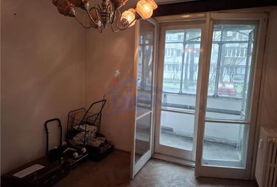 Apartament cu 3 camere semidecomandat în Liviu Rebreanu - 2
