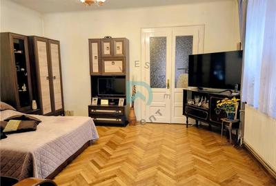 Casă cu 3 camere cu Canalizare în Schei - 3