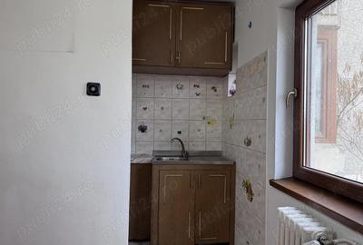 Apartament cu 3 camere decomandat în Seleuș - 1