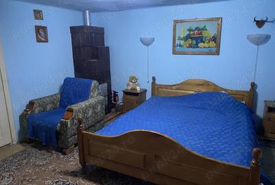 Casă cu Teren 480 Mp în Central - 2