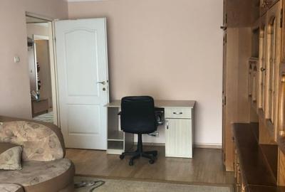 Apartament 3 camere decomandat, cartier Manastur