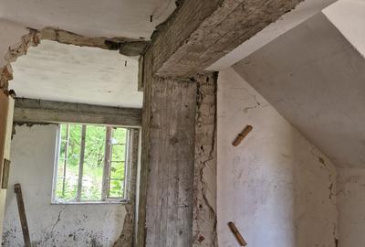 Casă cu 4 camere în Central - 6