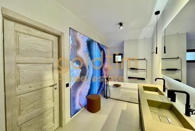 UNICA/ABSOLUT SUPERBA/ VILA INDIVIDUALA/IANCU NICOLAE/CURTE GENEROASA - 82