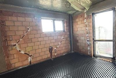 Casă individuală cu 4 camere cu Canalizare în Cristian - 15