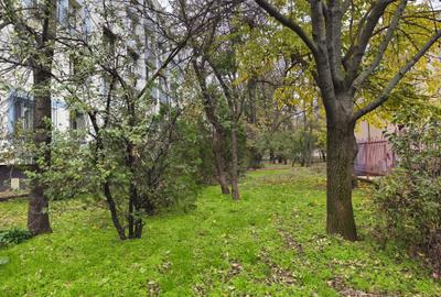 Apartament cu 3 camere semidecomandat în 1 Decembrie 1918 - 9