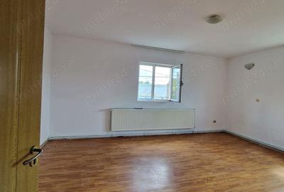 Casă cu 6 camere în Ștefănești - 10