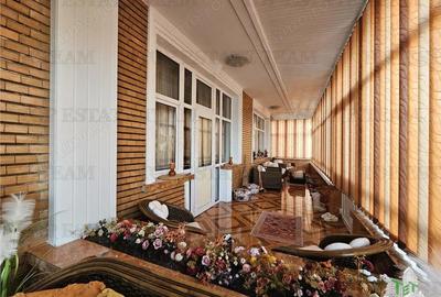 Casa spatioasa si versatila de vanzare in Eforie Nord ideala pentru locuinta + afacere! - 20