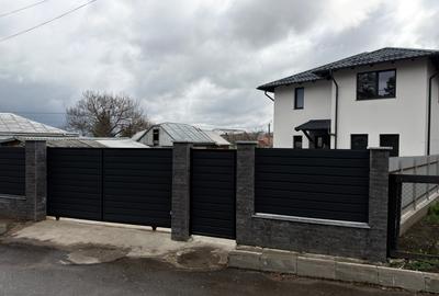 Casă individuală cu 5 camere cu Canalizare în Central - 1