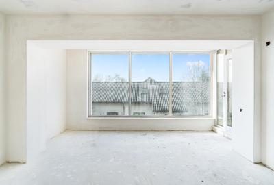 Casă individuală cu 4 camere cu Canalizare în Central - 41