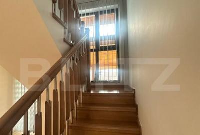 Casă cu 5 camere cu Teren 1600 Mp în Central - 15