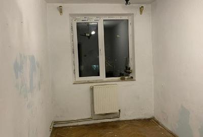 Apartament cu 4 camere decomandat în Central - 3