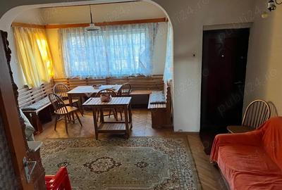 Casă cu 4 camere în Vărzaru - 1