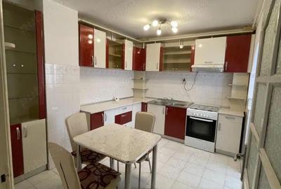 Apartament cu 3 camere decomandat în Aurel Vlaicu - 3