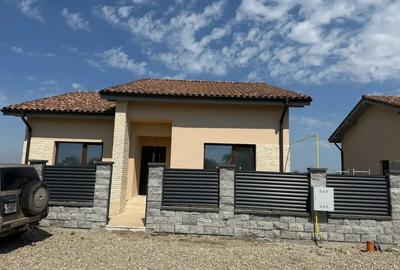 Casă cu 4 camere cu Canalizare în Cernica - 4