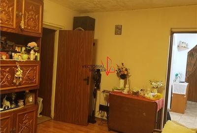 Apartament cu 4 camere semidecomandat în Pantelimon - 6