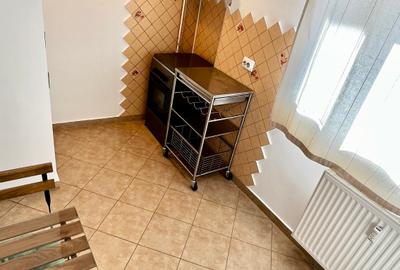 Garsoniera cu metrou la parter, Piata Muncii - 3