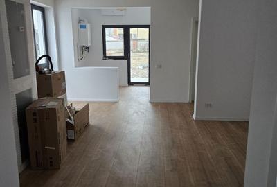 Casă cu 3 camere cu Teren 300 Mp în Calea București - 4