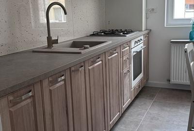 Casă în Apărătorii Patriei