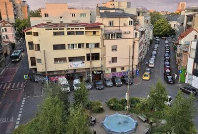 Garsoniera ultracentrala, decomandata, centrala proprie Pia?a Sfin?ii Voievozi - 8