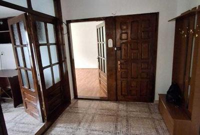 Apartament cu 2 camere decomandat în Brazda lui Novac - 3