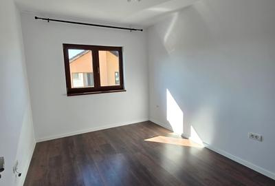 Giroc- Casa 4 camere- Prima inchiriere- Vatra satului - 15