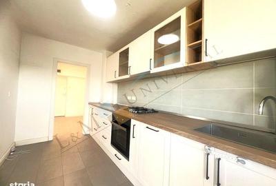 Apartament cu 3 camere decomandat în Centrul Civic - 1