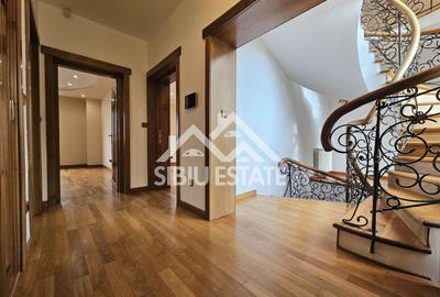 Casă individuală cu 6 camere cu Canalizare în Central - 13