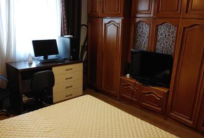 P.F, inchiriez apartament 1 camera,decomandat,Manastur,str.Colinei 26. - 6