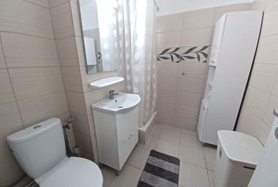 Apartament cu 3 camere decomandat în Central - 7