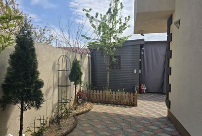 Casă cu 5 camere cu Canalizare în Central - 2