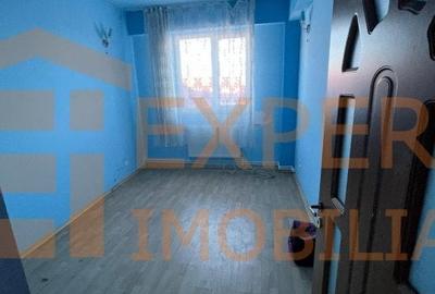 VILA cu spatii comerciale situata in zona CUMPANA - 6