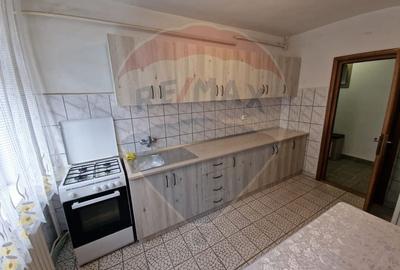 Apartament cu 2 camere de inchiriat in zona 1 Mai - 20