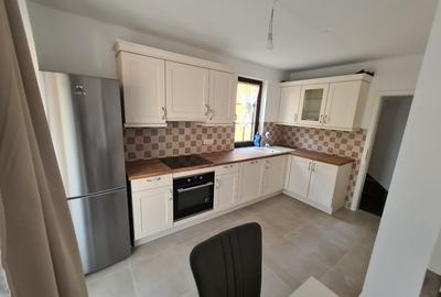 Duplex cu 5 camere în Aradului