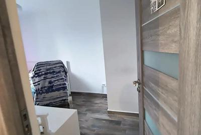 Proprietar Vand Apartament 4 camere, 65 m, balcon, renovat, mobilat, Bulevardul 1 Decembrie 1918 - 2