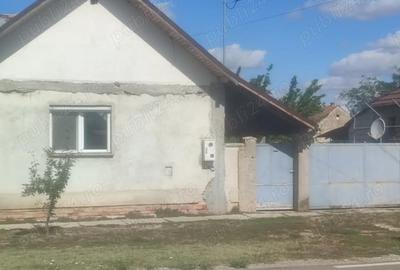 Casa de vanzare in Santana - 1