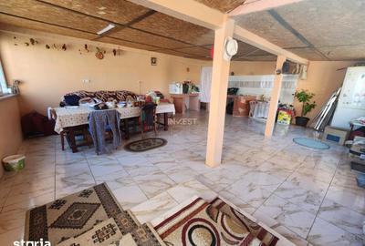 Casă cu 5 camere cu Teren 500 Mp în Tomești - 2