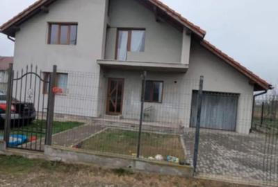 Casă cu 4 camere cu Teren 500 Mp în Sânmihaiu German - 5