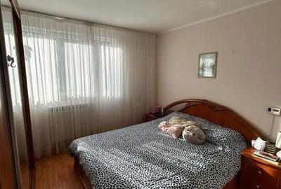 Apartament cu 3 camere decomandat în Micro 13 - 4