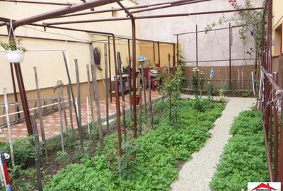 Casa P+ 2E de vanzare semicentral Satu Mare - 4