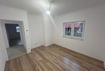 Casa Individuala pe Parter cu 3 dormitoare, asfalt in fata, 0% Comision - 12