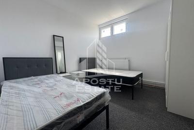 Apartament cu 3 camere decomandat în Soarelui