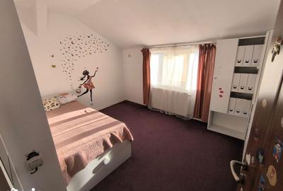 Apartament cu 3 camere decomandat în Est - 2