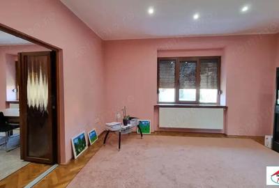 Casa parter in zona Titulescu 220000 Euro - 3