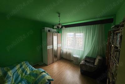 Apartament 3 camere decomandat, 66 mp, Deva B-dul Decebal, etaj 4, zona ultracentrala - 1