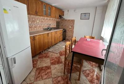 Casă cu 7 camere cu Teren 2189 Mp în Central - 11