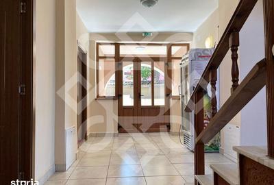 Casă cu 7 camere cu Teren 870 Mp în Sânmartin - 3