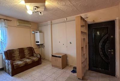 Apartament cu 2 camere decomandat în Rovine - 4