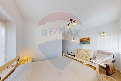 Casă cu 4 camere cu Teren 250 Mp în Central - 3