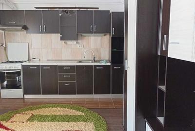 Apartament cu 2 camere decomandat în Florești