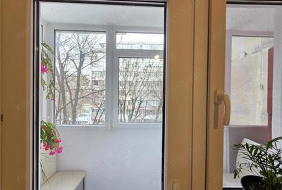 Apartament cu 4 camere decomandat în Crângași - 17